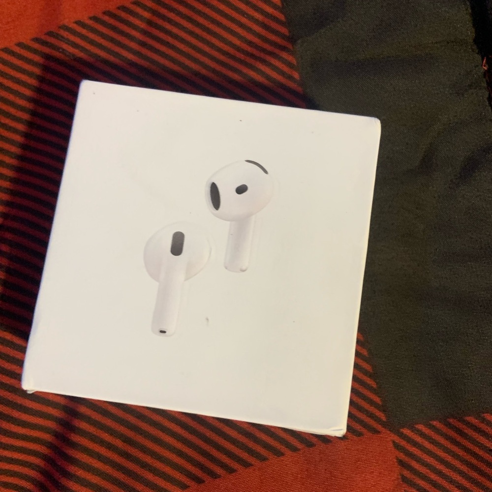 Apple AirPods with Active Noise Cancellation